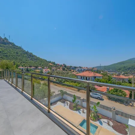 Safir 1-2 וילה פאטהיה